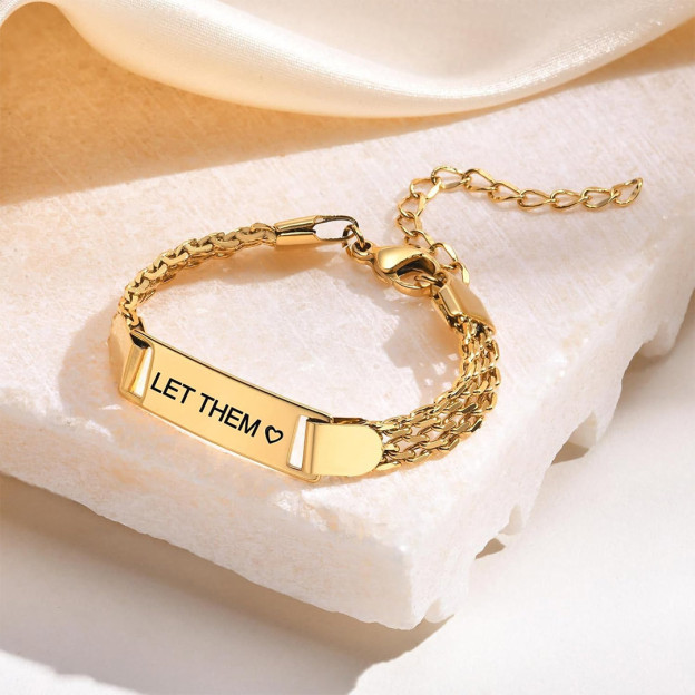 Let them the multi-layered chain bracelet