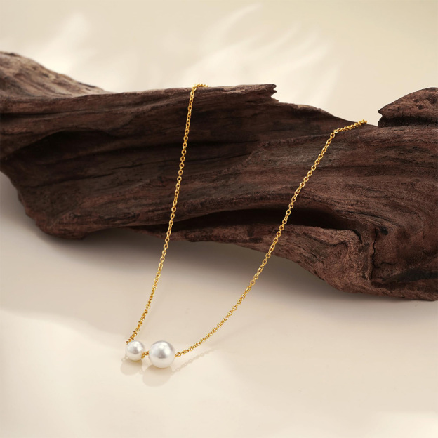 Simple Pearl Drop Single Charm Pendant Necklace