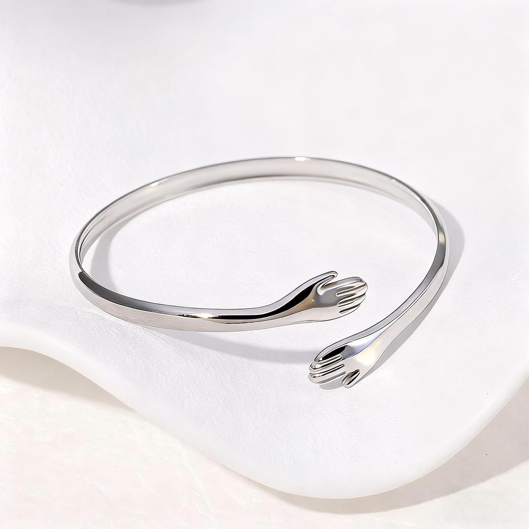 For Granddaughter-Always Keep Me In Your Heart Hug Bracelet