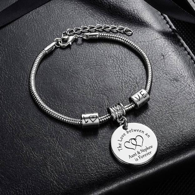 For Aunt/Niece - The love between aunt & niece is forever pendant bracelet