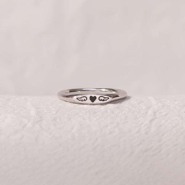 For Memorial - Tiny Heart With Wings Ring