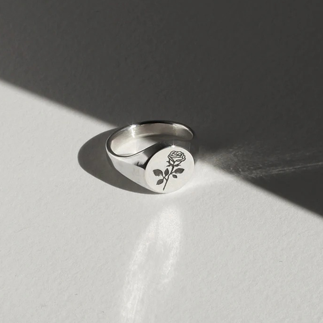 Rose Signet Ring in Sterling Silver