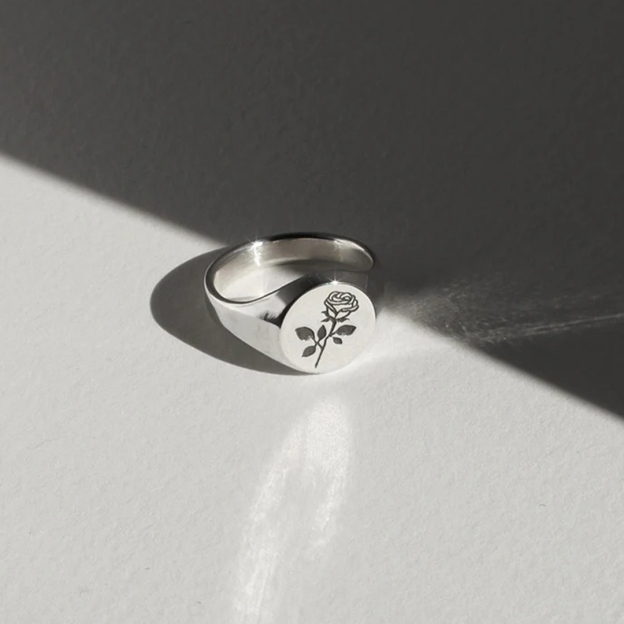 Rose Signet Ring in Sterling Silver
