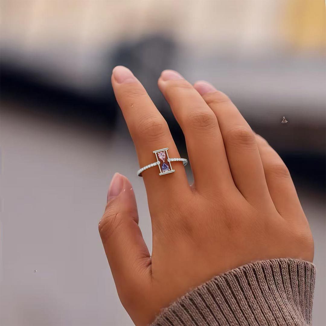 Carpe Diem Hourglass Double Diamond Ring