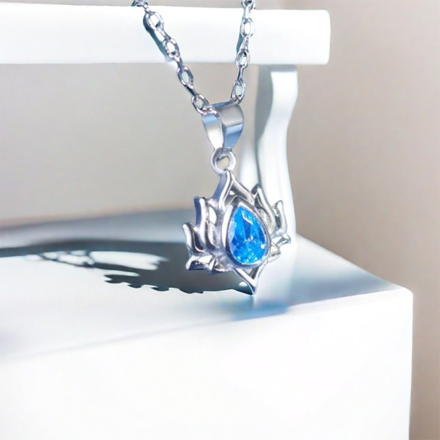 Rebirth crystal lotus necklace