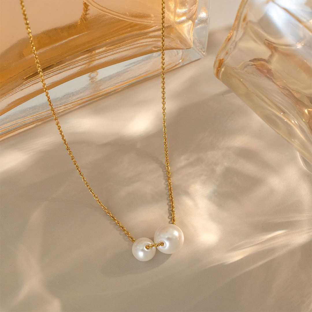 Simple Pearl Drop Single Charm Pendant Necklace