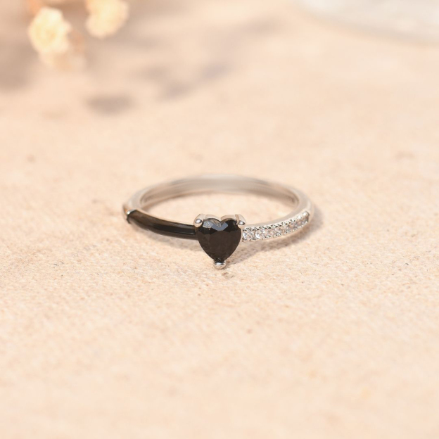 For Self - Me to me Black Ceramic Heart-shaped Ring