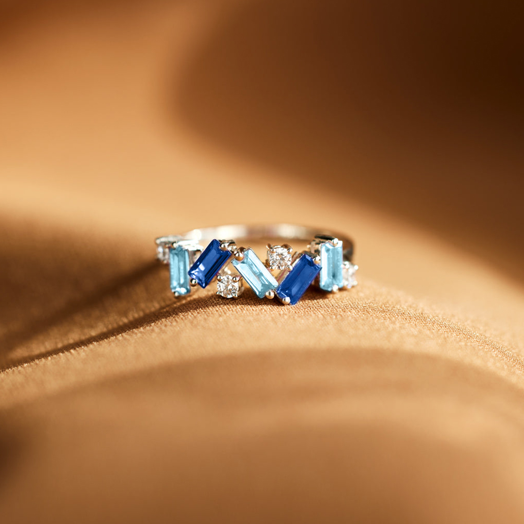 Broken Pieces Blue Sparkle Diamond Ring