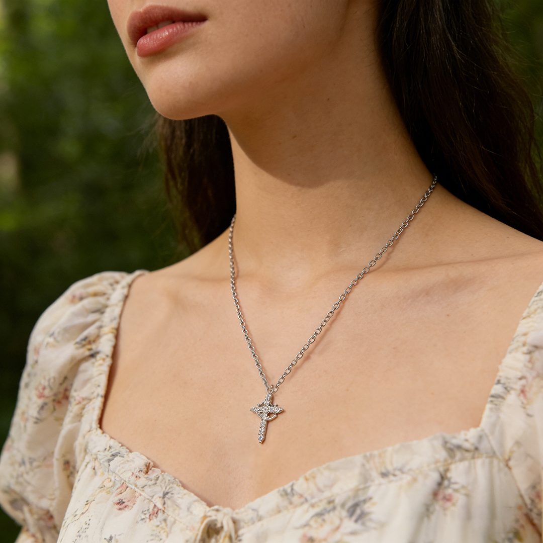 Easter Day Special Offer - Jesus Is With You Always Crown Cross Necklace