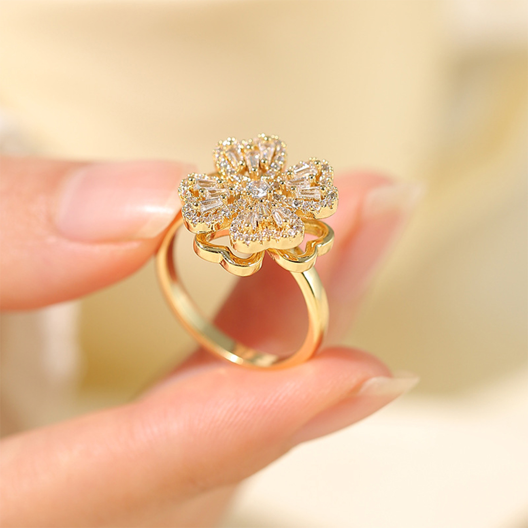 For Daughter - Golden Four Leaf Clover Rotating Stress Relief Ring