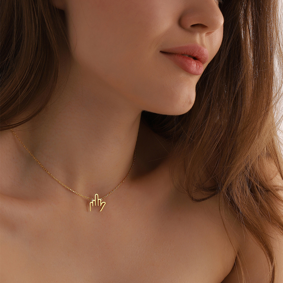 Hollow middle finger necklace