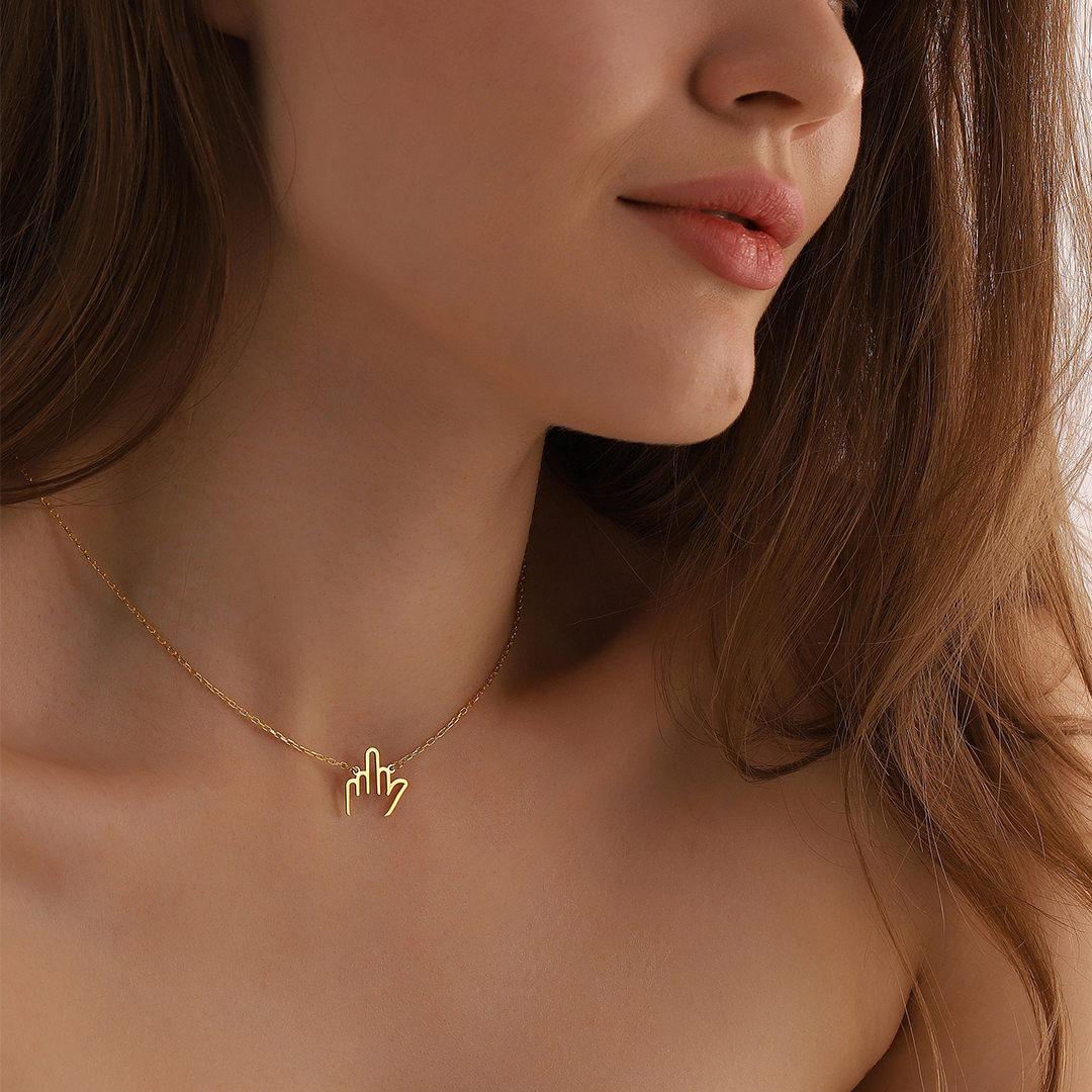 Hollow middle finger necklace