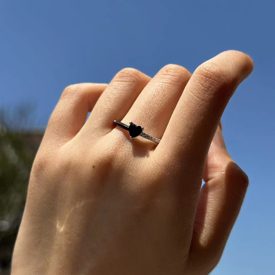 For Self - I’m Choosing Me And My Peace Black Ceramic Heart-shaped Open Ring
