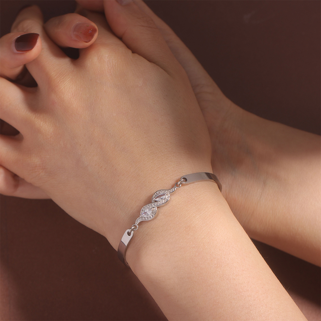 For Daughter-In-Law - Marriage Made You Family Love Made You My Daughter Bracelet