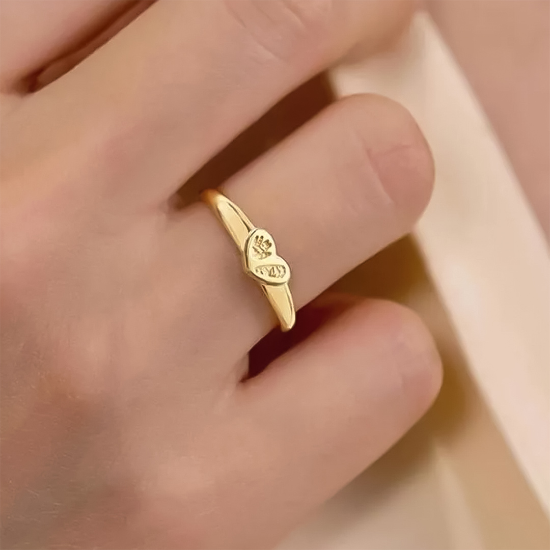 For Mom-Mini Heart Palm and Foot Ring