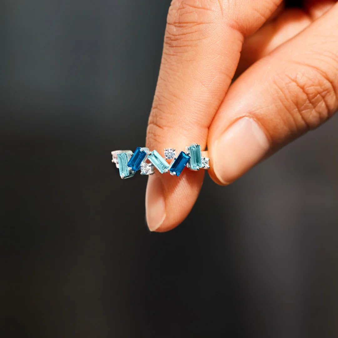 Broken Pieces Blue Sparkle Diamond Ring