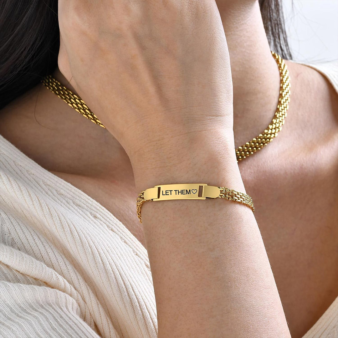 Let them the multi-layered chain bracelet