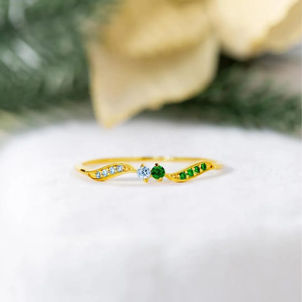 For Friend - Thank you for always being there Personalized Double Stone Wavy Ring