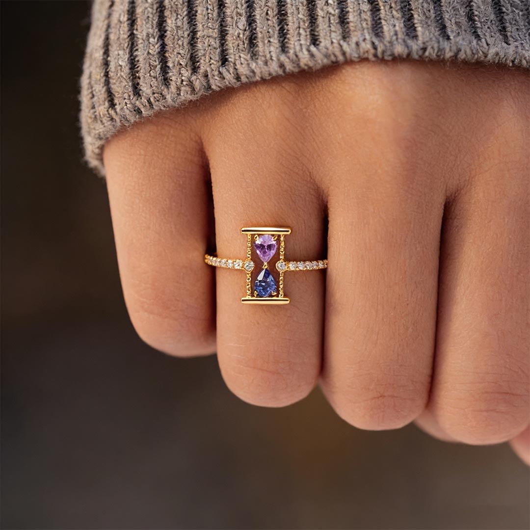 Carpe Diem Hourglass Double Diamond Ring