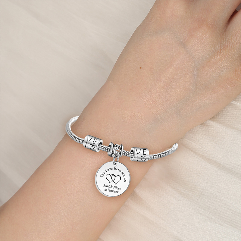 For Aunt/Niece - The love between aunt & niece is forever pendant bracelet