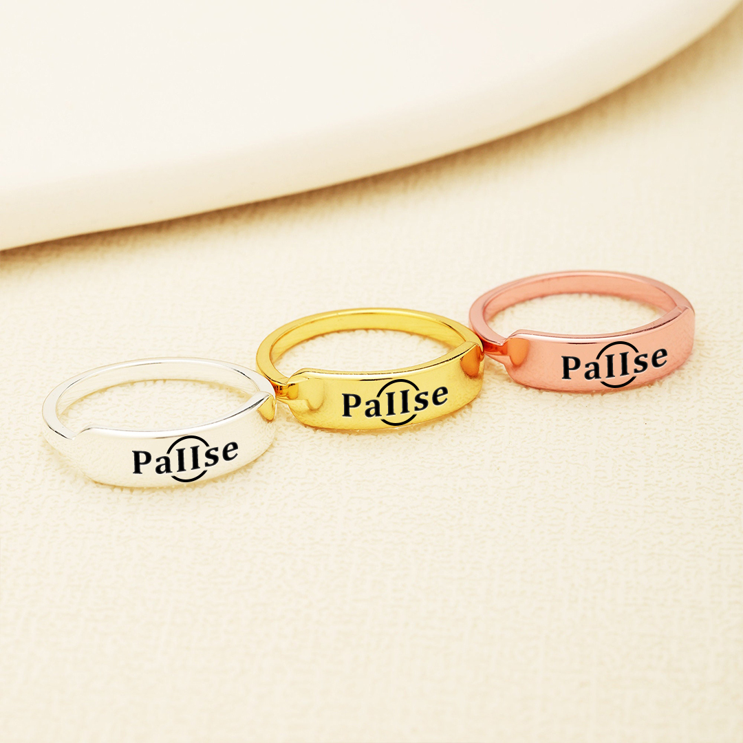 Pause Dainty Bar Ring
