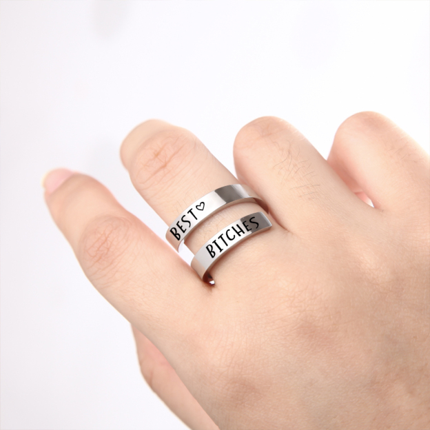 Best Bitches Split Ring