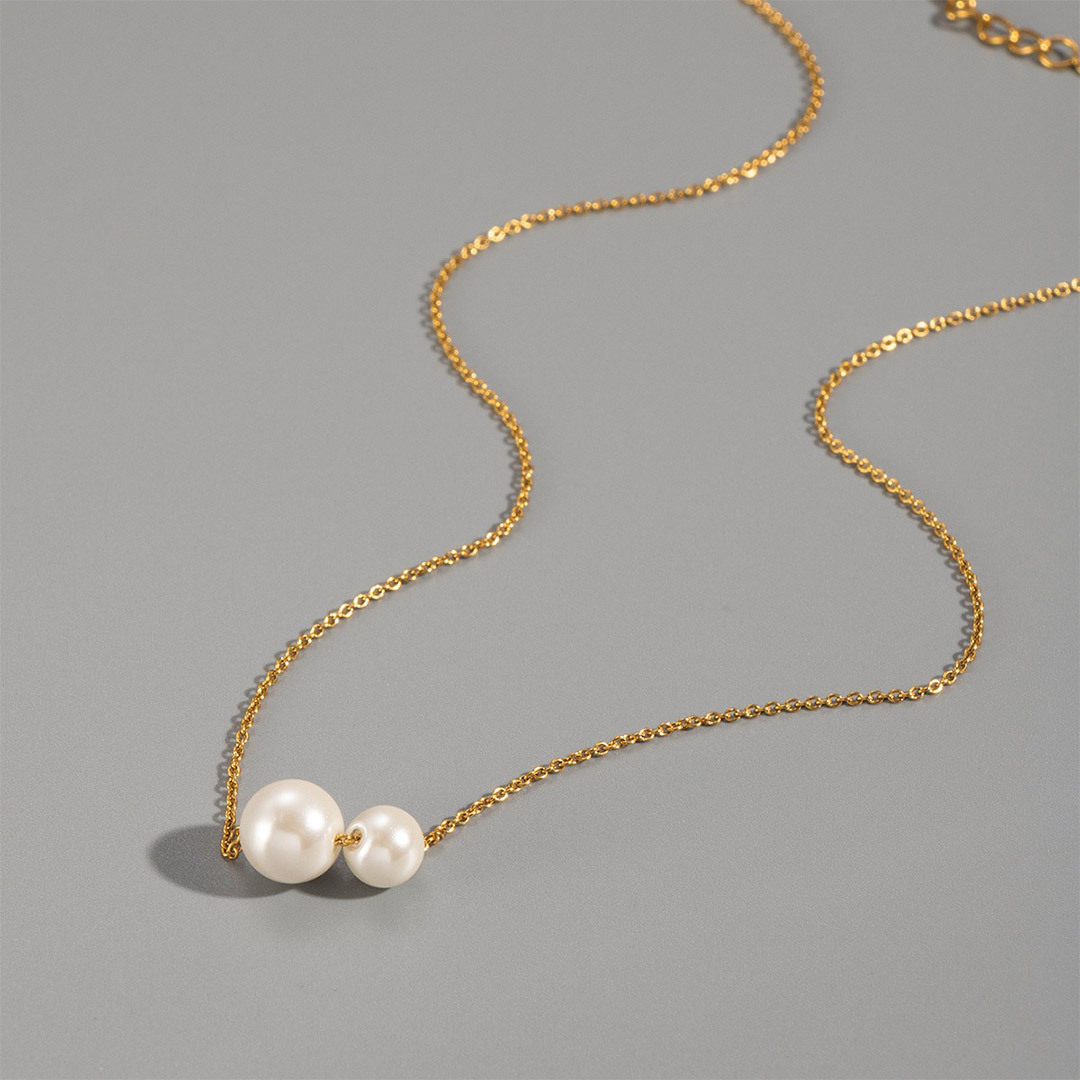Simple Pearl Drop Single Charm Pendant Necklace