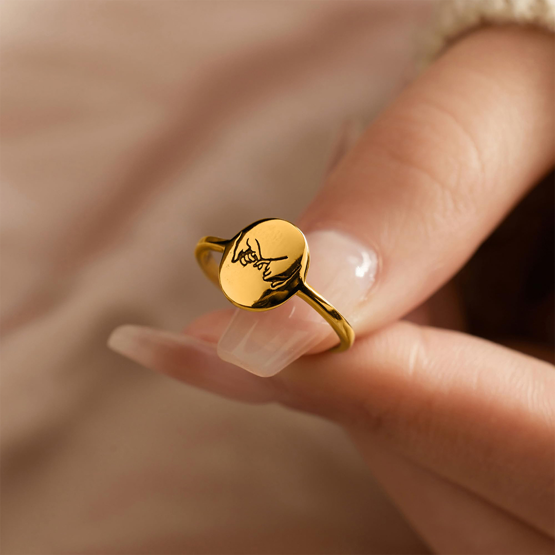 For Friend -Best Bitches Holding Hands Ring