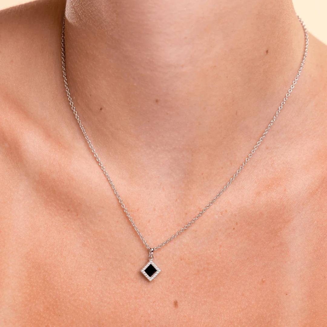 Classical Smart Necklace