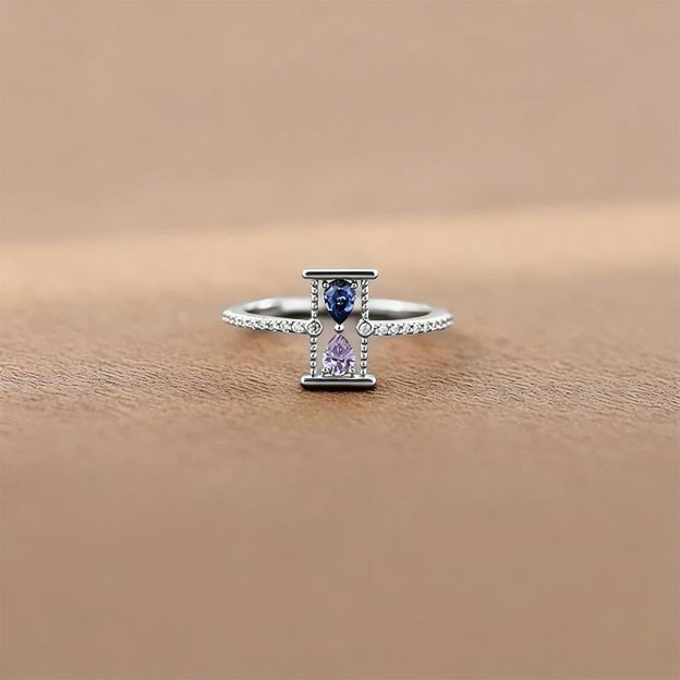 Carpe Diem Hourglass Double Diamond Ring