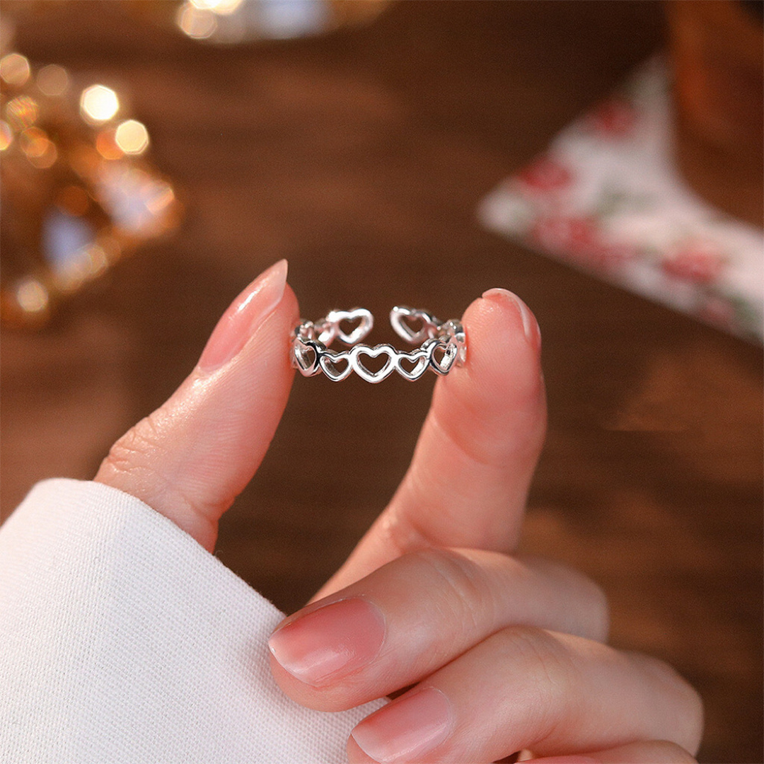 Mother & Daughter Big and Small Heart Interlocking Open Ring