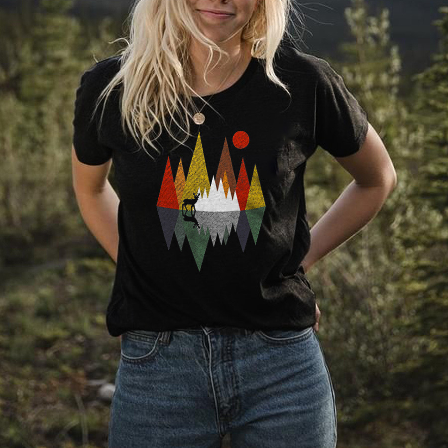 Geometric Reindeer Printed Women's T-shirt-Forestso