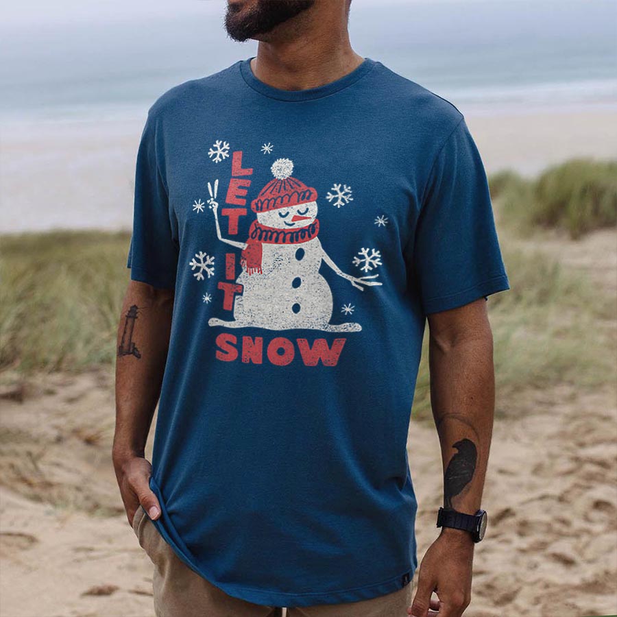 Let It Snow Men's T-shirt