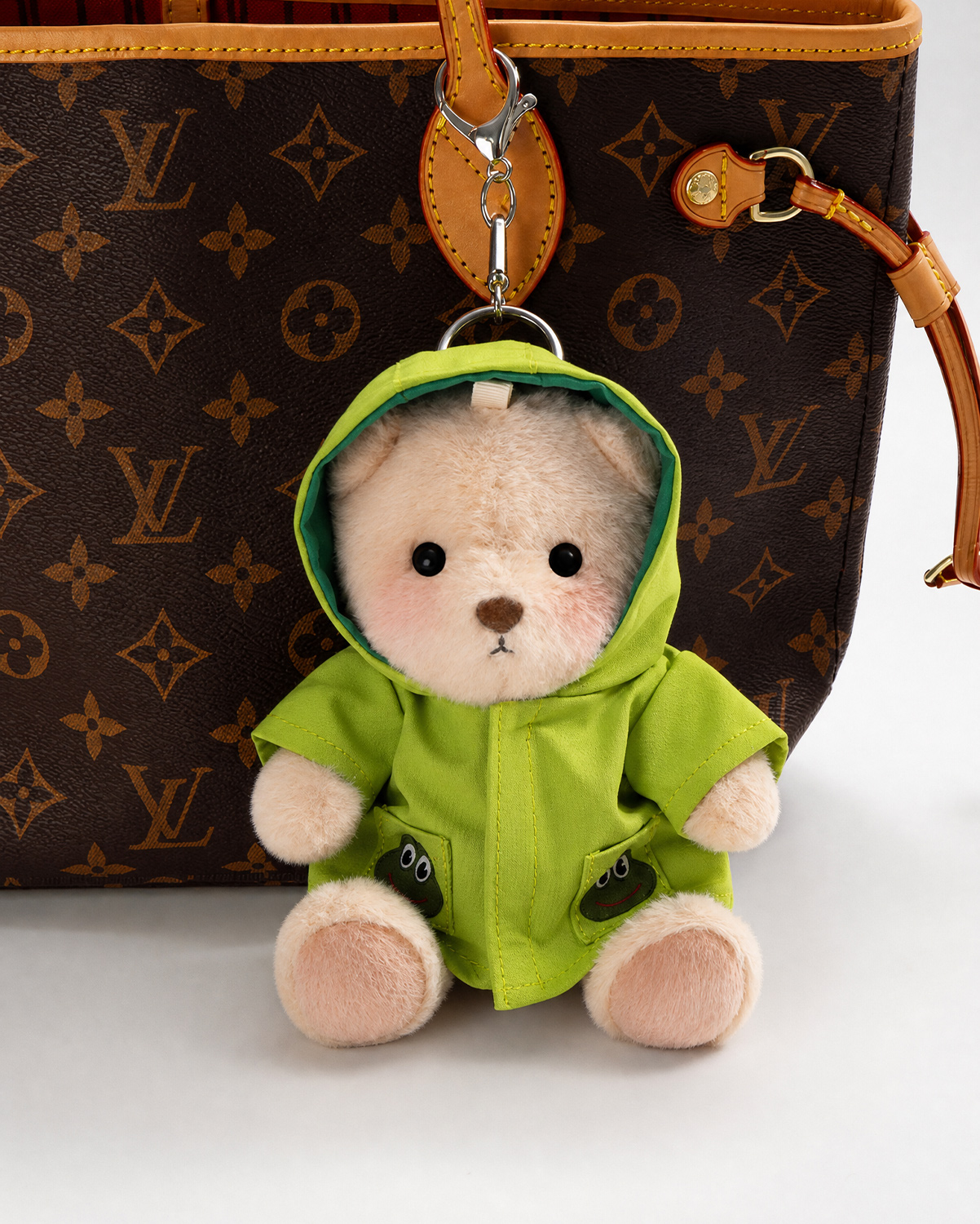 Getahug Frog Hooded Raincoat Mini Bear Keychain | 5.9 Inches Plush Bag Charm Stuffed Animal Gift