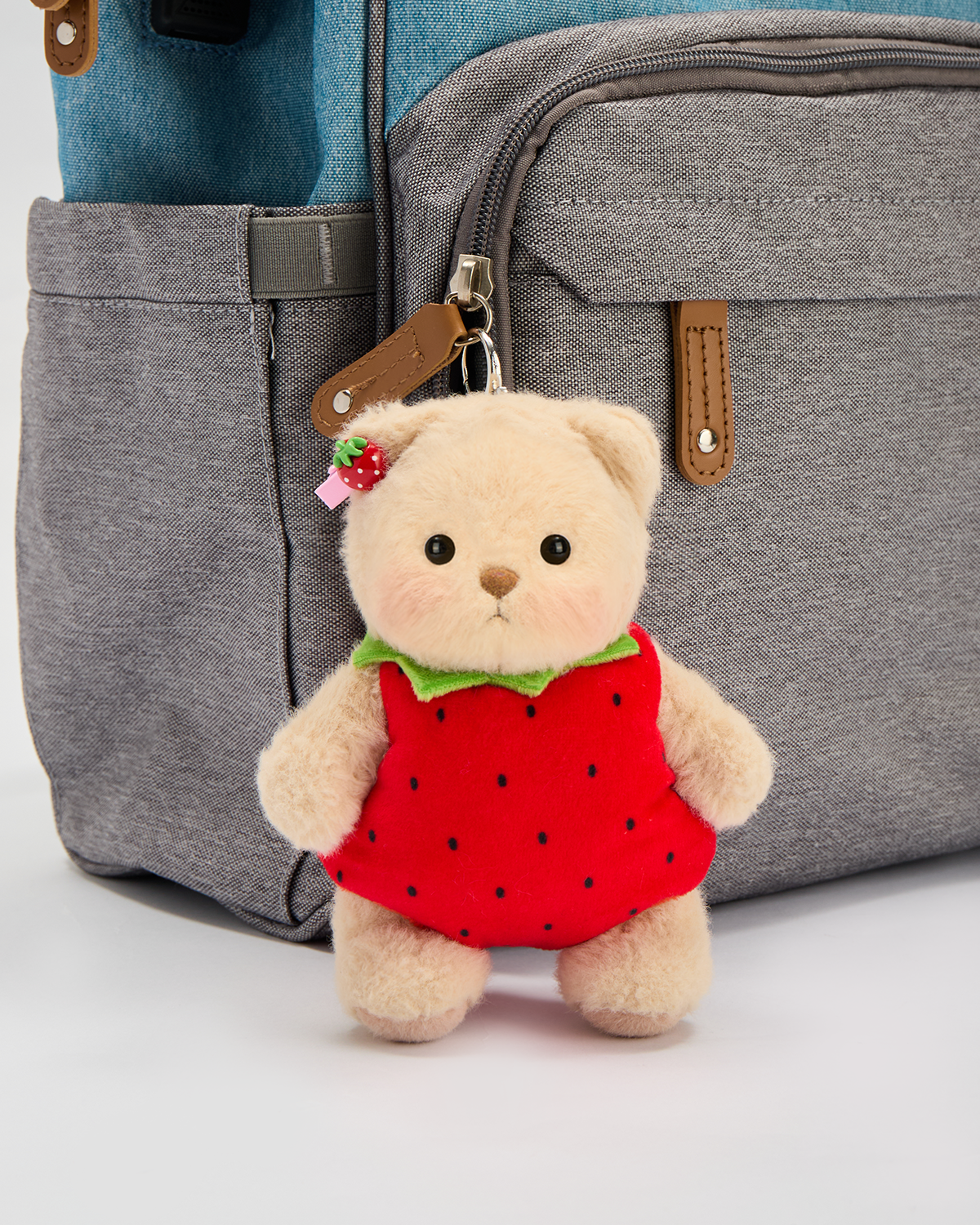 Getahug 5.9 Inches🍓Strawberry Brown Mini Bear Bag Charm Keychains Gift