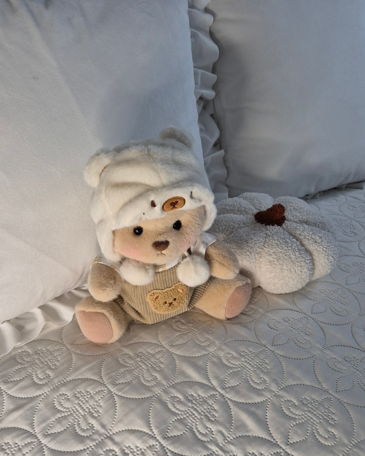 Getahug Warm Embrace Teddy Bear Gift Box | Handmade Jointed Stuffed Animal Mother’s Day Gift