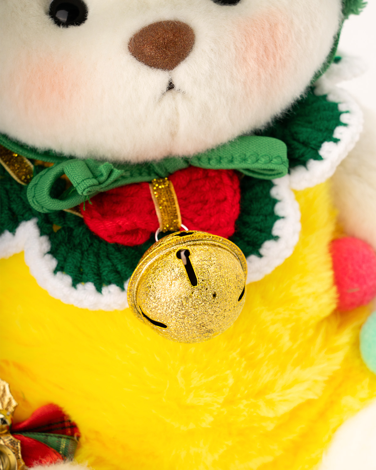 Getahug Cute Christmas Tree White Teddy Bear | Handmade Stuffed Animal Gift