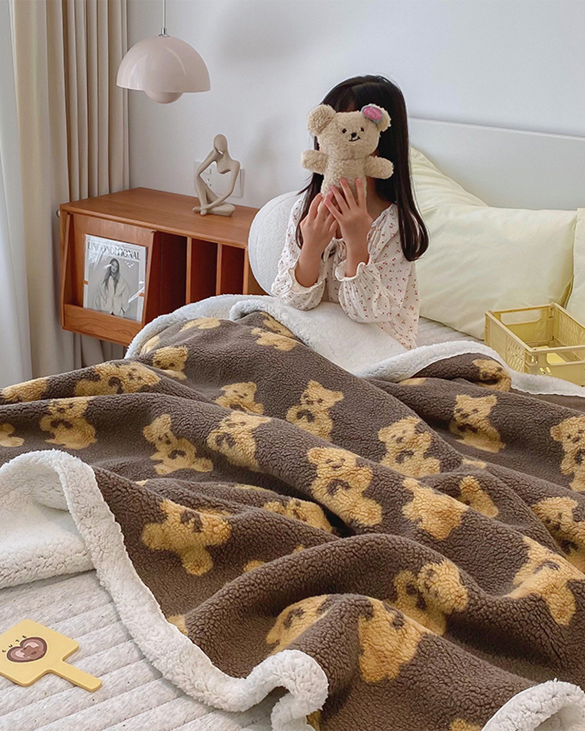 Getahug Cute Bear Lambswool Warm Plush Blanket