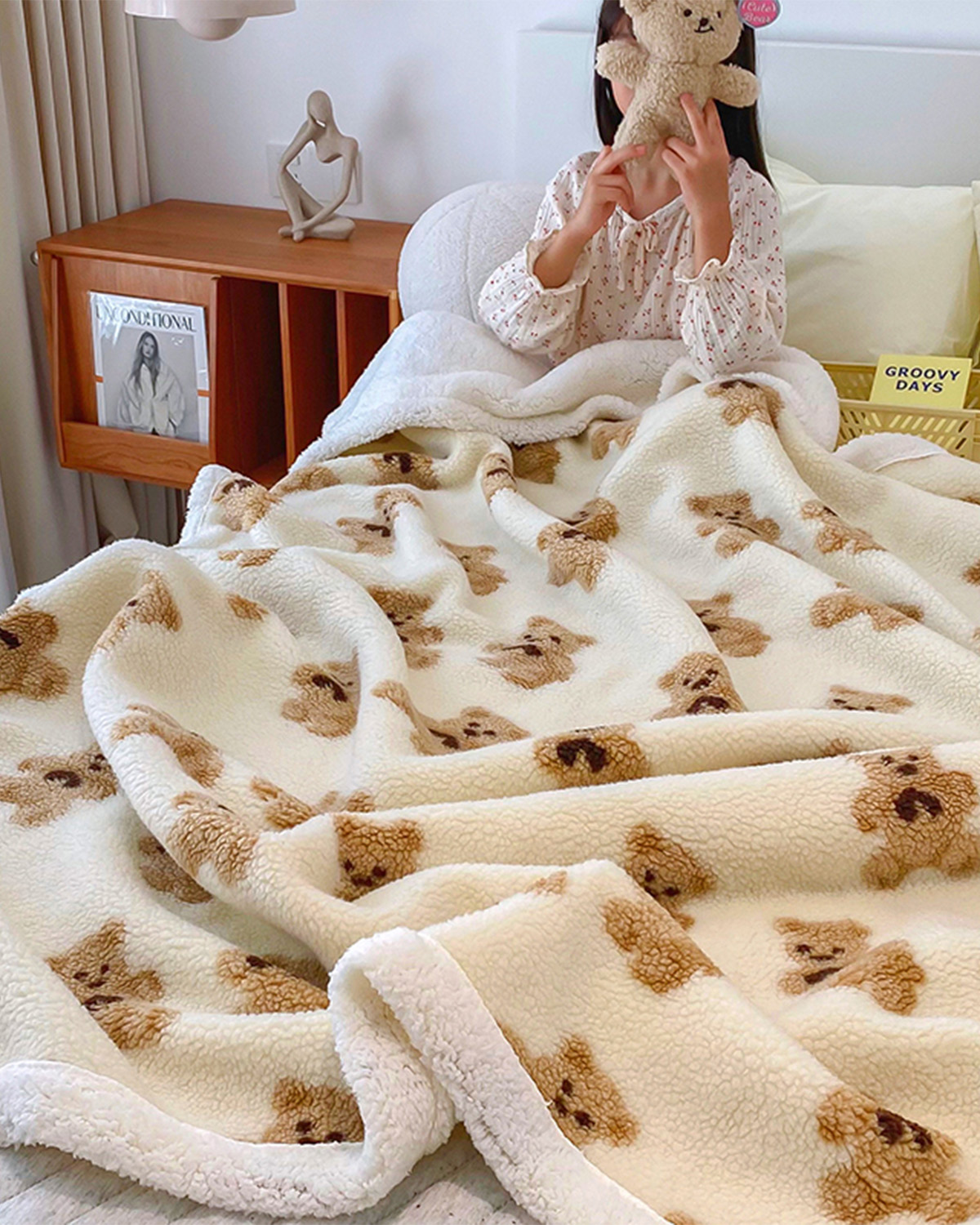 Getahug Cute Bear Lambswool Warm Plush Blanket