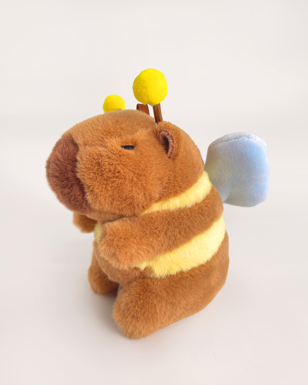 Little Bee Capybara Stuffed Animal Pendant