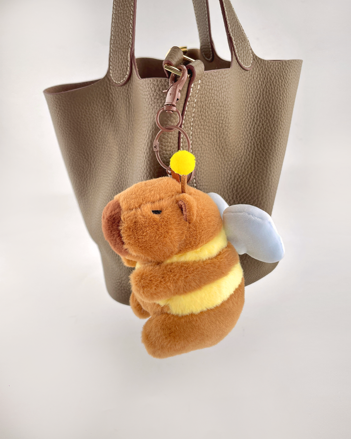Little Bee Capybara Stuffed Animal Pendant