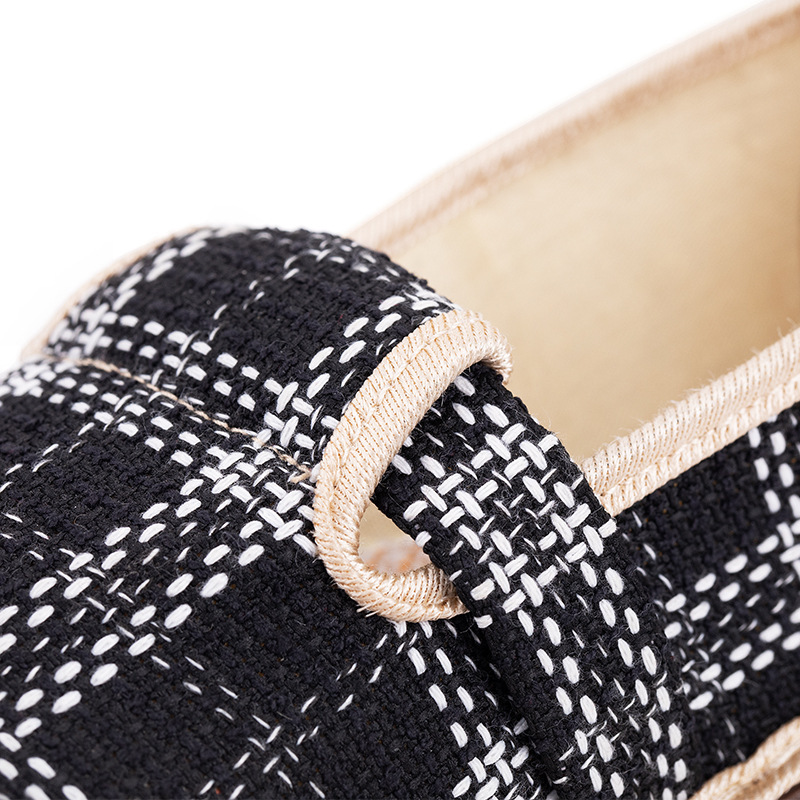 2023 Spring Casual Slip-on Loafers Soft-soled Women's Shoes