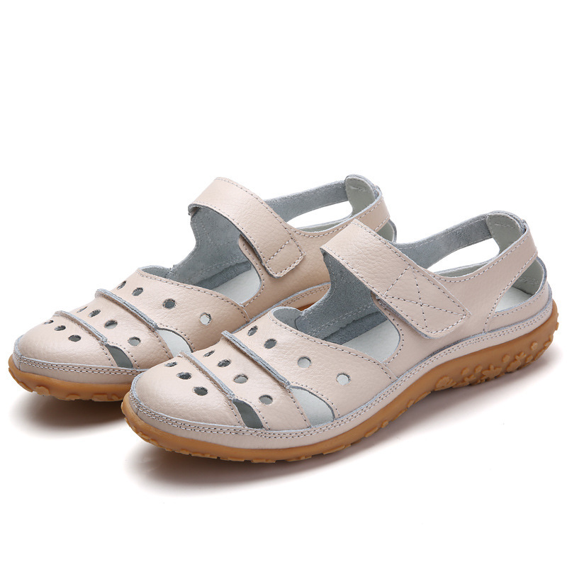 Women's Hollow Hook Flat Sandals 2: Comfort & Style in Every Step