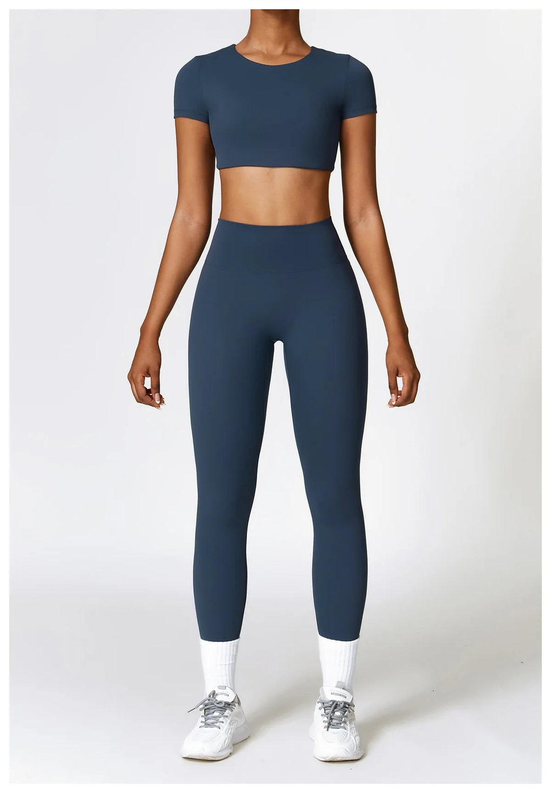 Seam Yoga Set With Crop Top