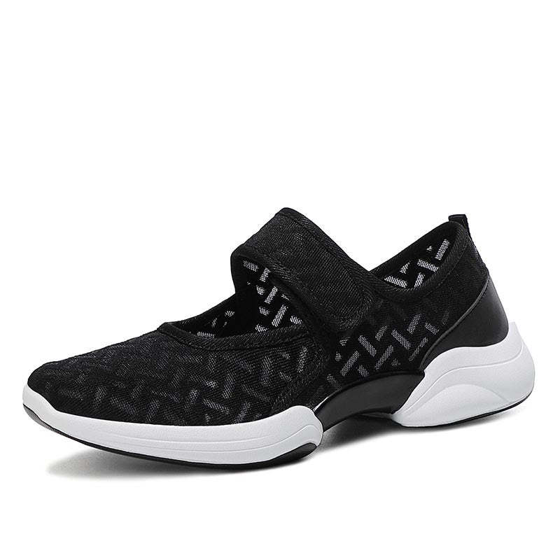 Lace Pattern Elegant Sneakers