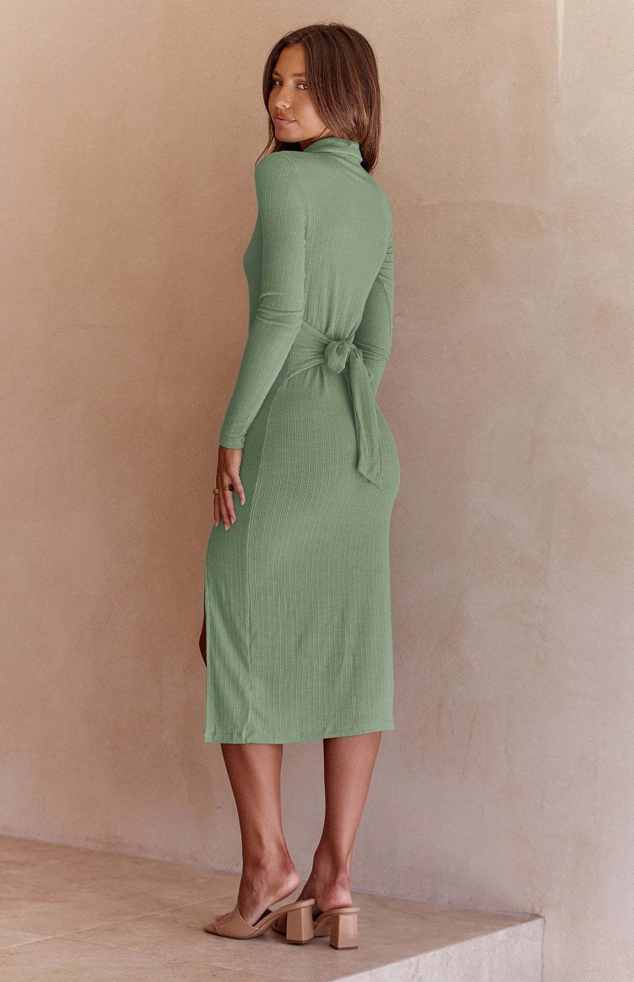 Ribbed Long-Sleeved Slim-Fit Dress