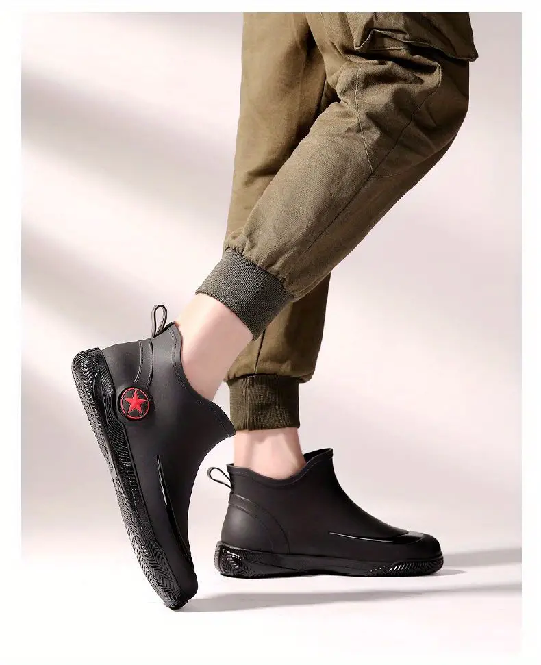 Fashionable Adult Short Rain Boots Waterproof Unisex Ankle details 11