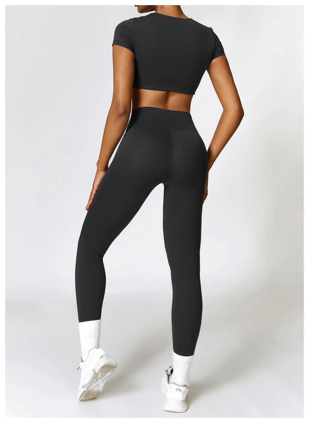 Seam Yoga Set With Crop Top