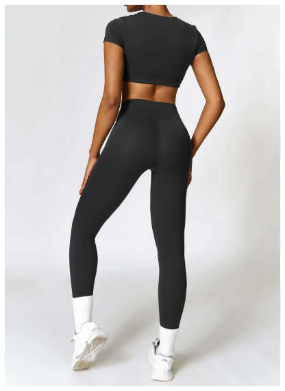 Seam Yoga Set With Crop Top