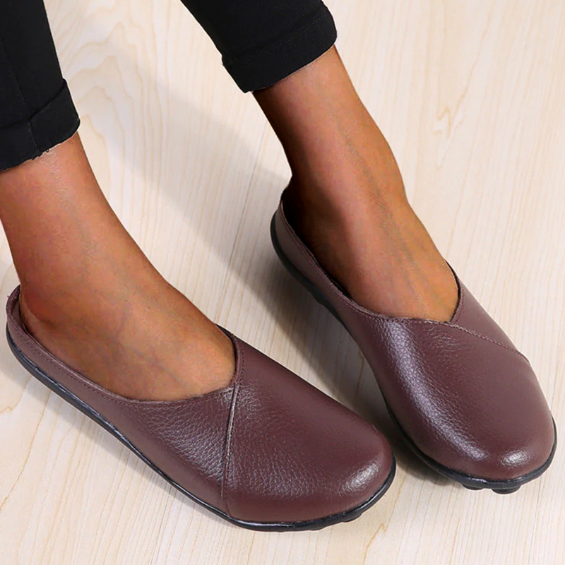 Step into Comfort with The New Slippers Women Wear Flat Shoes